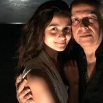 Alia-Bhatt-shares-a-priceless-childhood-photo-with-dad-Mahesh.jpg