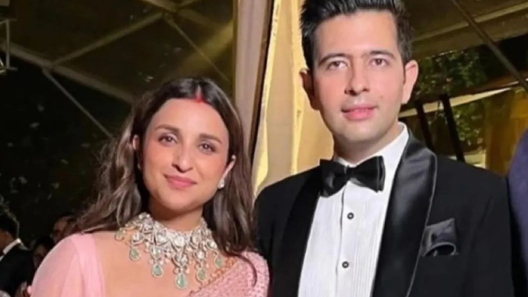 Parineeti-Chopra-and-Raghav-Chadha-FIRST-PIC-from-reception-party.jpg