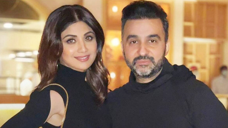 Raj-Kundra-sparks-DIVORCE-rumours-with-wife-Shilpa-Shetty.jpg