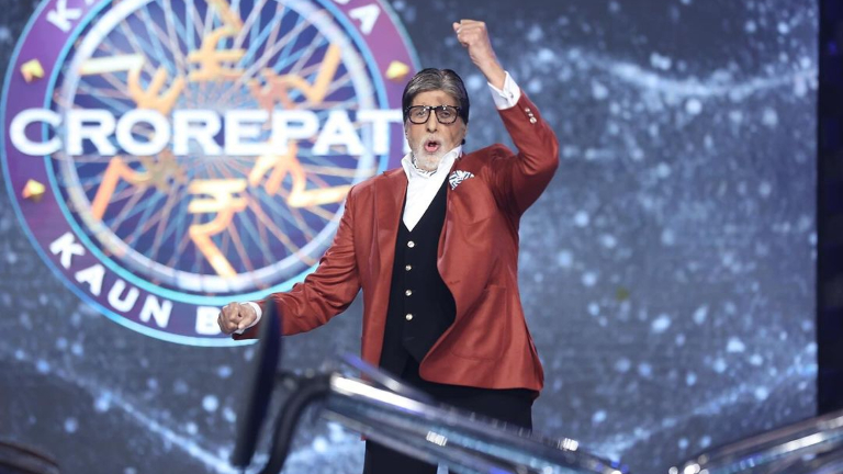 Amitabh-Bachchan-calls-recent-hospitalization-reports-fake.jpg